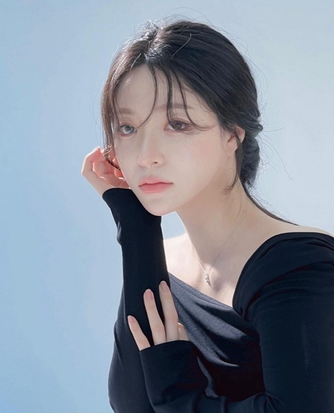[HiSS*FBZ] 윤유현·전진환 그레이스유, 더 행복할 가치 선사 7438-Image